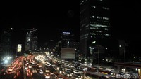 Tol Dalam Kota juga penuh kendaraan.