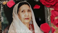 Sejumlah menteri Kabinet Kerja Jokowi juga mengunggah ucapan Selamat Hari Ibu. Salah satunya Menteri Perhubungan Budi Karya Sumadi, dia juga menyertakan foto sang ibu. Hari Ibu, hari dimana kita mengingat kembali Kasih Sayang, Kehangatan, Perhatian, Pelukan dan Senyumnya. -BKS, tulis Budi.  (Foto: dok. Pribadi Budi Karya Sumadi)