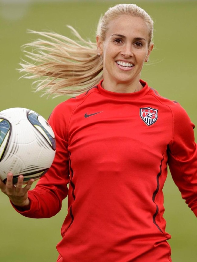 Heathe Mitts adalah pemain sepakbola asal klub FC Philadelphia, Amerika Serikat. Penampilannya yang cantik di lapangan hijau menjadi magnet tersendiri bagi tim kebanggaannya. Foto: Istimewa
