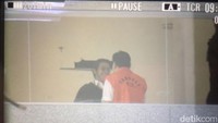 Rheza tampa tertawa lepas saat bertemu ayahnya. Foto: dok. Istimewa