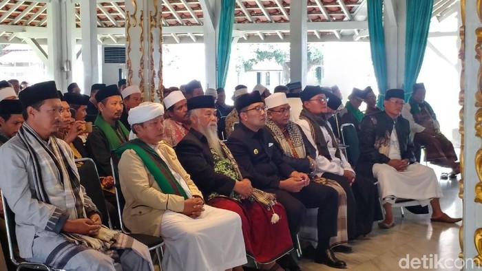 Kiai Pantura Minta Ridwan Kamil Berpasangan Dengan Daniel