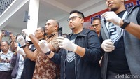 Barang bukti sabu yang dimiliki Tio. (Kanavino-detikcom)