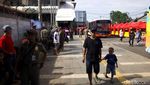 Foto: Sempat Steril, Trotoar Tanah Abang Lagi-lagi Diisi PKL