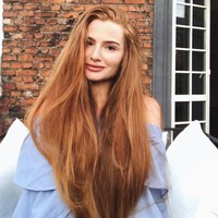 Anastasiya Sidorova punya rambut sangat panjang, sekitar 42 inchi atau 106 cm. Foto: Instagram Anastasiya Sidorova
