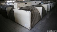 Kios-kios di Pasar Blok G, Tanah Abang tutup.