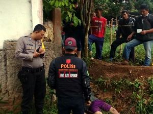 Geger Mayat Pria Pakai Bra di Kebun Bunga Sukabumi