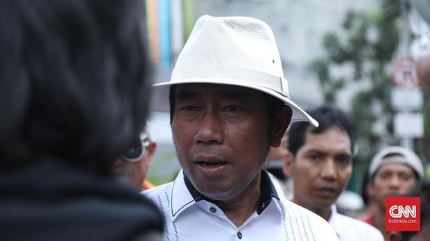 Haji Lulung Anggota DPR, Karangan Bunga Berderet di Senayan