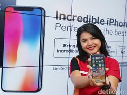 Mengintip Keseruan Berburu iPhone X di Jakarta