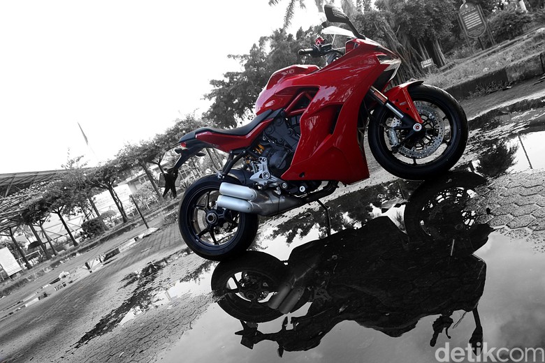 Motor Ducati Supersport Foto: Muhammad Ridho Motor Ducati Supersport Foto: Muhammad Ridho