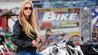 Leslie mencetak rekor dunia pada 2008 lalu. Dia menembus kecepatan 374,208 km per jam di padang garam Bonneville pada 5 September 2008. (Dok Leslie Porterfield).