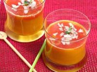 Slurpp! Segarnya 5 Kreasi Minuman Strawberry untuk Meriahkan Pesta