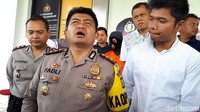 Kemudian, saat berada di rumah kontrakan itu, pelaku FS melakukan hubungan intim dengan korban. Saat ini korban sudah kembali ke rumahnya bertemu keluarga.  