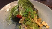 Wanita langsing ini juga doyan dessert lho. Salah satunya Matcha French Toast yang kelihatan creamy banget. Foto: Instagram septriasaacha