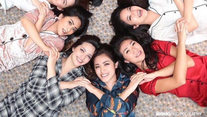 Olahraga pilihannya girls squad Nia Ramadhani.