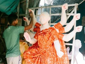 Blusukan ke Kotanya Pengrajin Patung