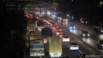 Sejak Semalam, GT Cileunyi Mulai Dipadati Kendaraan