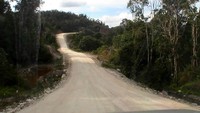 Ruas Snopy-Ayawasi dari Arah Manokwari, pun tampak mulus meski belum dilapisi aspal. Dok. BP Jalan Nasional XVII Papua Barat.
