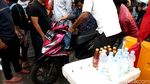 Begini Saat Emak-emak Nyasar Naik Motor di Tanah Abang