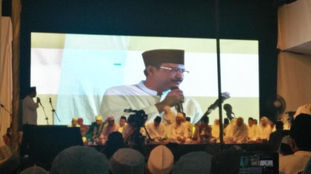 Satu Panggung di Haul Gus Dur, Gus Ipul dan Khofifah Saling Sapa