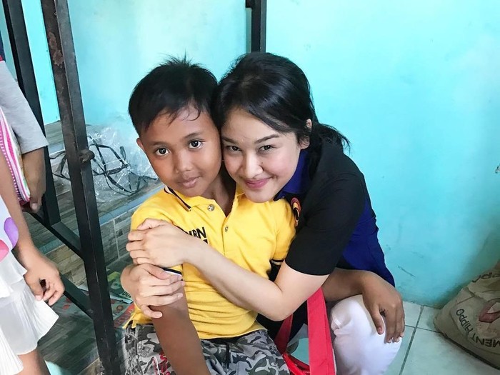 dr Ema sering aktif dalam kegiatan sosial. (Foto: dok.pribadi) dr Ema sering aktif dalam kegiatan sosial. (Foto: dok.pribadi)