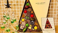 Terakhir, sekotak cokelat aneka bentuk dan warna ini bisa jadi buah tangan saat berkunjung ke rumah sanak keluarga di momen Natal. Coba siapkan dalam jumlah banyak jika kerabat yang dikunjungi juga banyak. Selamat Natal! Foto: Instagram