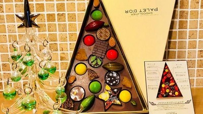 10 Kreasi Cokelat dan Kue Cantik Bertema Natal