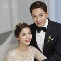 Eric Shinhwa dan Na Hye Mi menikah beberapa bulan lalu. Namun yang memikat hati para penonton setelah Eric membicarakan istrinya dalam sebuah acara. Eric mengatakan jika Hye Mi lebih seperti sahabat dari pada pacar. Foto: ist