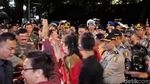 Momen Kapolri dan Panglima TNI Pastikan Malam Natal Aman