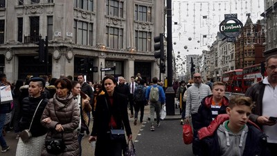 Foto: Ramainya Oxford Street London Jelang Natal