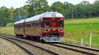 Kereta ini dilengkapi dengan panel surya yang memiliki kapasitas 6,5 kilowatt (kW) dengan panel surya fleksibel. Istimewa/Inhabitat.