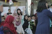 Keseruan Isyanation, penggemar Isyana, saat acara meet & greet (Foto: dok. Yamaha Indonesia)