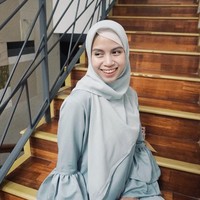 Di Instagram-nya, Nesya Nabila sering mengunggah foto OOTD bahkan sesekali tutorial makeup. Belakangan, istri Ben Kasyafani tersebut terlihat sering mendapat endorsement. Foto: Instagram