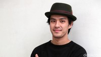Duh, senyuman Morgan Oey bikin meleleh ya. (Foto: Asep Syaifullah/detikHOT)