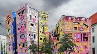 Berkat keunikannya, bangunan tersebut kerap dijadikan sebagai objek fotografi oleh wisatawan yang berkunjung ke sana. Tak sedikit pengusaha yang mencoba meniru proyek tersebut di pusat kota. Istimewa/unusualplaces.org.