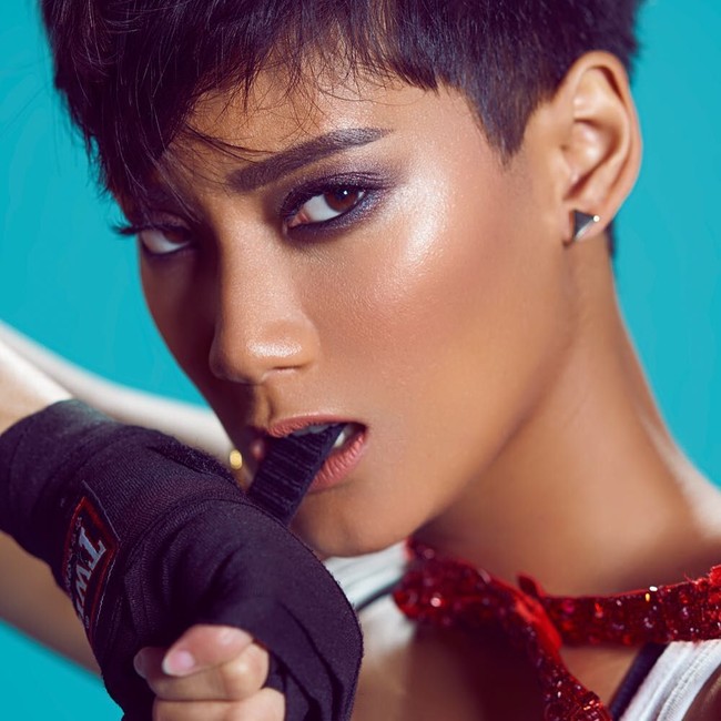 Tara Basro pernah memotong rambutnya jadi sangat pendek. Namun hal tersebut tidak mengurangi kecantikan wanita berkulit eksotis ini. Foto: Instagram