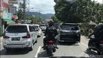 Ke Taman Safari, Mobil Rombongan Jokowi Dicegat Harimau