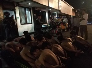 Polisi Temukan Pil Koplo di Markas Geng Jepang Penjarah Toko