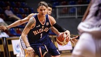 Indonesian Basketball League (IBL) Seri 3 tengah bergulir di Solo, tak ada foto bertema Natal yang diunggah pemain Pelita Jaya, Daniel Wenas. Akan menghabiskan malam Natal dan hari Natal tahun ini di lapangan. Anggap sebagai berkah! tulis Wenas di keterangan fotonya. Foto: Instagram @danielwenas