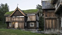 Para tamu dapat menikmati lingkungan pertanian atau menjelajahi lokasi di sekitar kawasan ini, seperti mendaki banyak pegunungan dan gletser, menunggang kuda, atau hanya sekedar berjalan-jalan di Taman Nasional Rondane yang indah. Inhabitat/Istimewa.