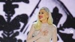 Gemas! Gwen Stefani Dandan seperti Elf dan Peri
