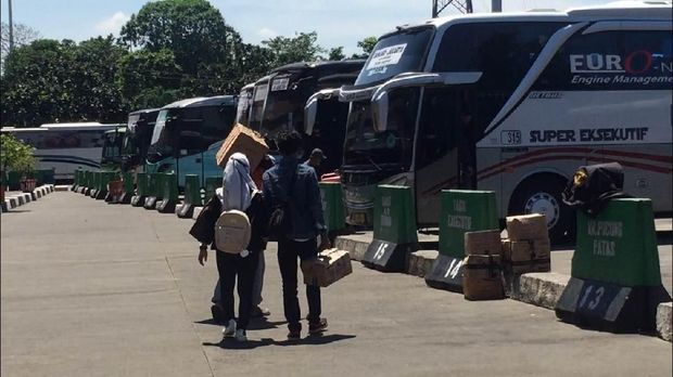 Libur Natal, 45 Ribu Penumpang Berangkat dari Terminal Kp Rambutan