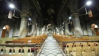 Dilansir dari Reuters, gereja berusia 1800 tahun ini dibakar ISIS pada Juli 2014 lalu. Foto diambil 23 Desember 2017. (Foto: Dok. REUTERS/Ari Jalal)