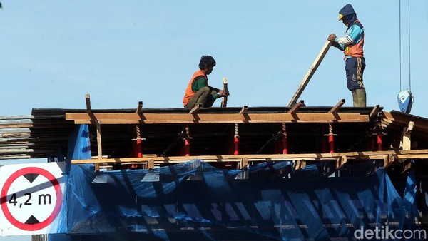 Libur Natal, Proyek Tol Becakayu Jalan Terus