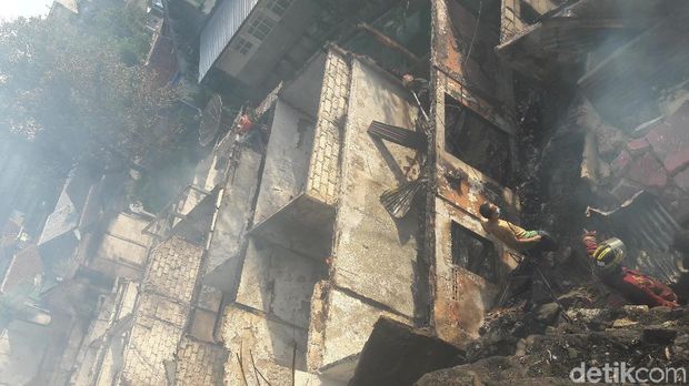Gara-gara Setrikaan, 40 rumah di Bogor Hangus Terbakar