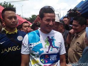 Sopir Angkot Tanah Abang Mengeluh, Sandi: Mestinya Tak Mengganggu