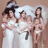 Alice Norin, Yasmine Wildblood, dan Mikaila Patritz menjadi tiga ibu muda yang kerap hangout bersama. Ketiganya pun kerap melakukan pemotretan bersama bayi-bayi mereka. Foto: Dok. Instagram