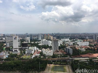 Potret Jakarta dari Puncak Monas saat Libur Natal, Bisa Intip Istana