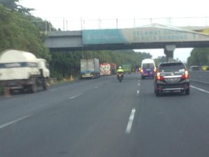 Pantau Arus Balik Natal 2017, Kakorlantas Tinjau Tol Cipularang