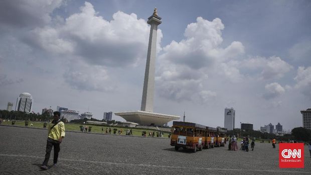 Wisata Sejarah Modal 'Goceng' di Monas