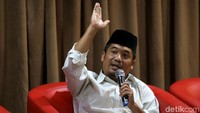 Pengamat politik dari Lingkar Madani, Ray Rangkuti, menilai tidak ada tantangan teknis dalam Pilkada Serentak 2018. Namun, menurutnya, terdapat tantangan terkait isu politik uang dan isu SARA.